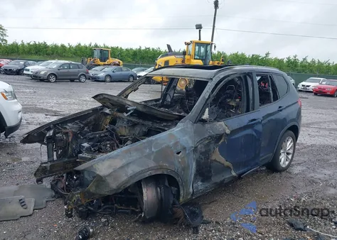 2014 BMW X3 xDrive28I z USA, uszkodzony, nr VIN 5UXWX9C55E0D17640